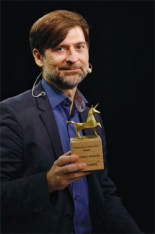 Petak Istvan Unikornis Dij